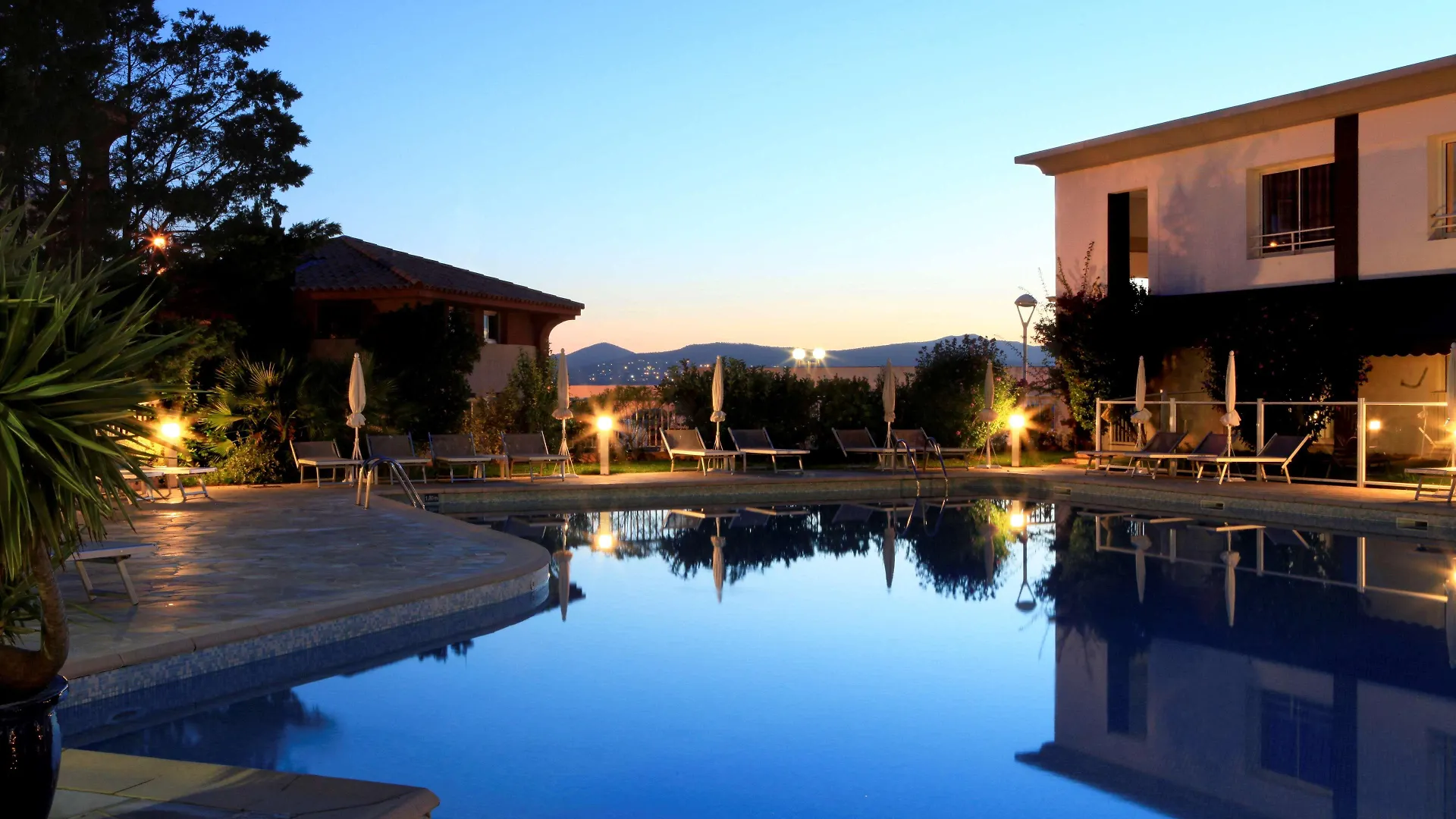 Hotel Best Western Plus La Marina Saint-Raphaël