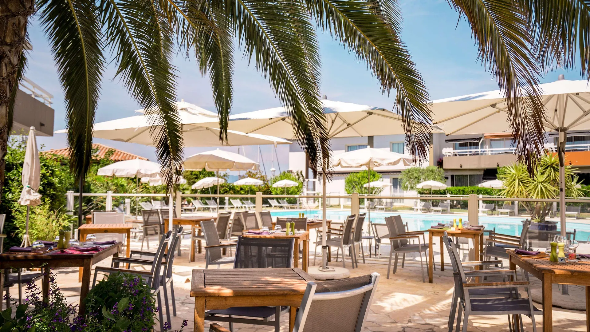 Hotel Best Western Plus La Marina Saint-Raphaël