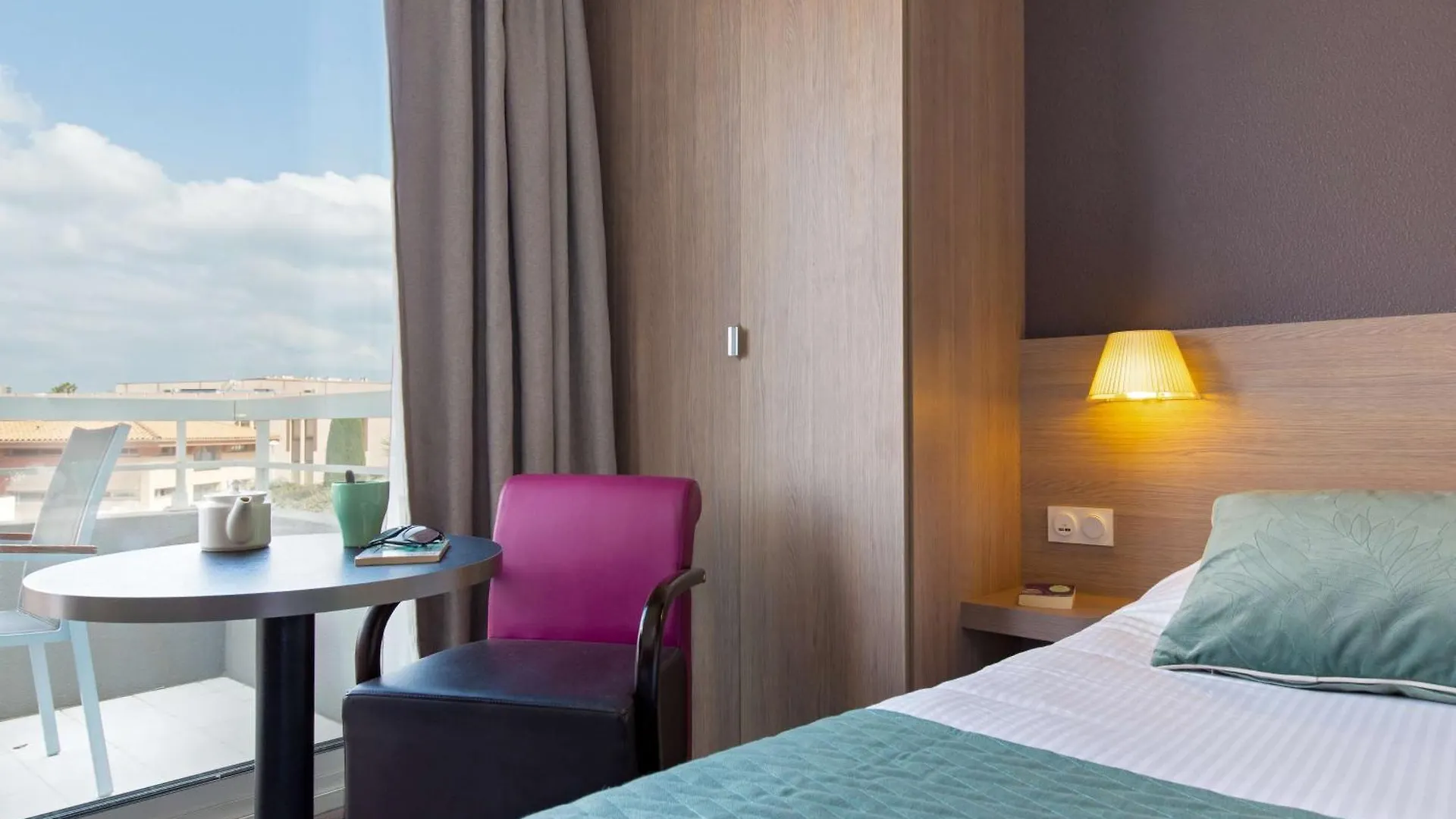 **** Hotel Best Western Plus La Marina Saint-Raphaël Frankrijk
