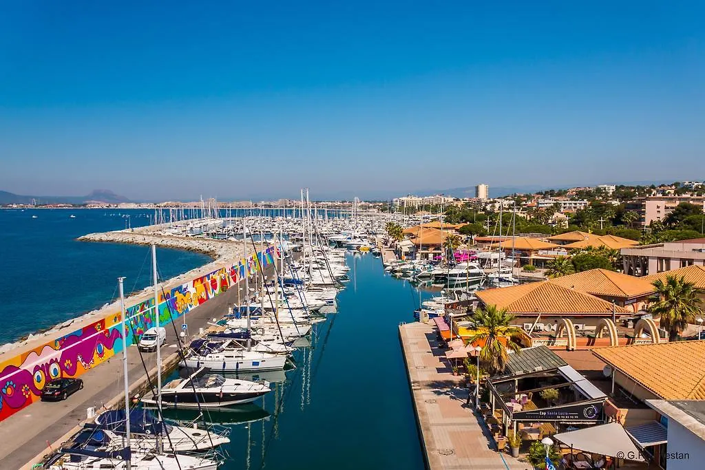 Best Western Plus La Marina Saint-Raphaël Hotel