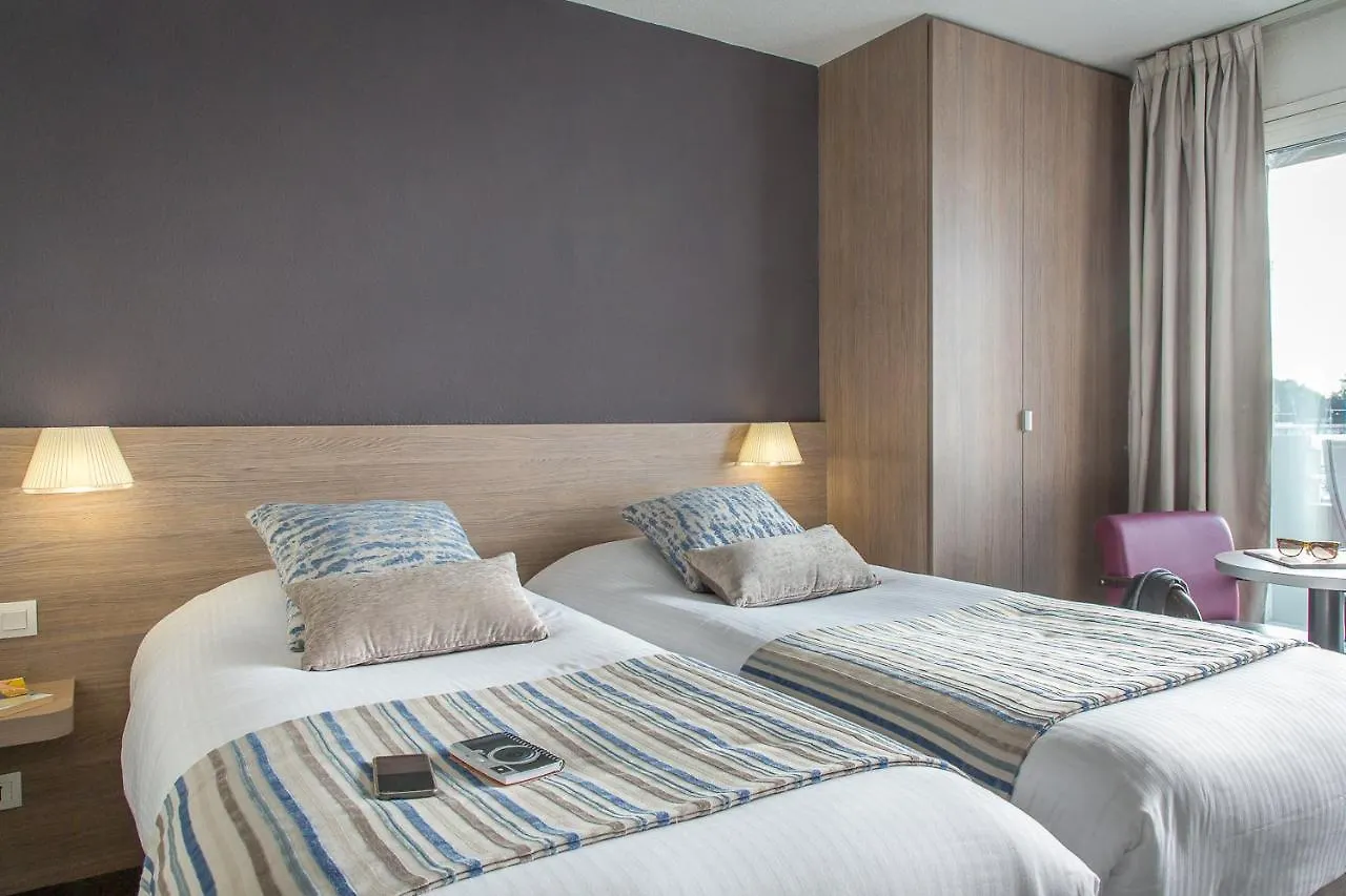 Best Western Plus La Marina Saint-Raphaël Hotel