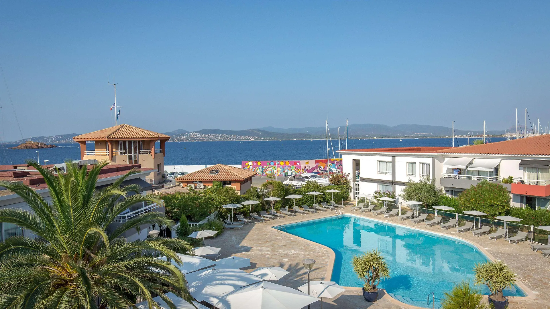 Best Western Plus La Marina contacts
