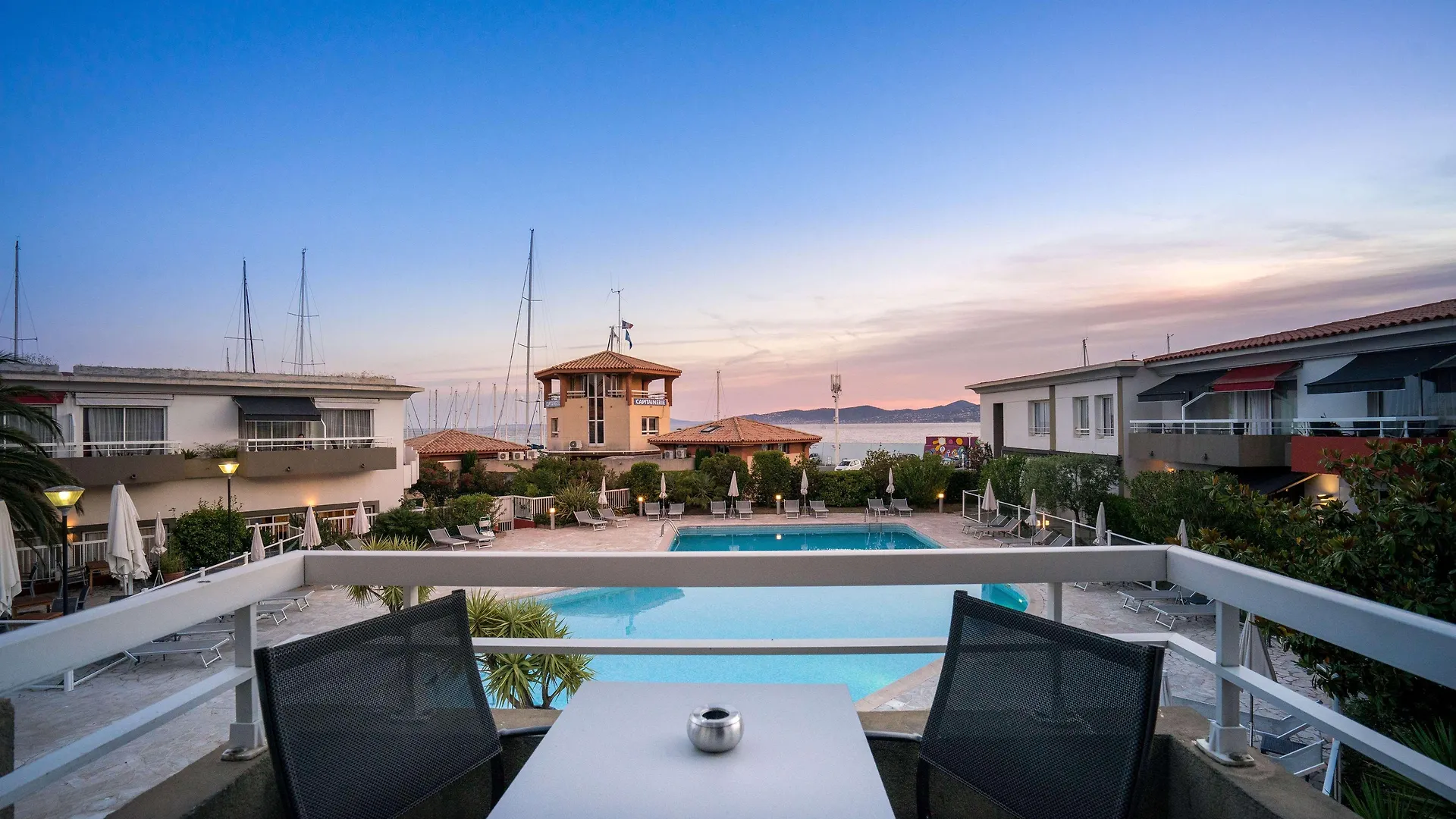 Best Western Plus La Marina Saint-Raphael  France