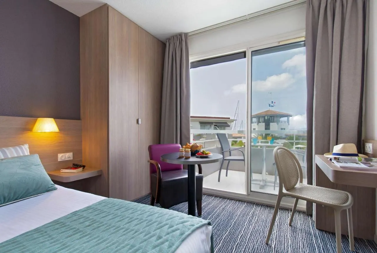 Best Western Plus La Marina Saint-Raphael  France