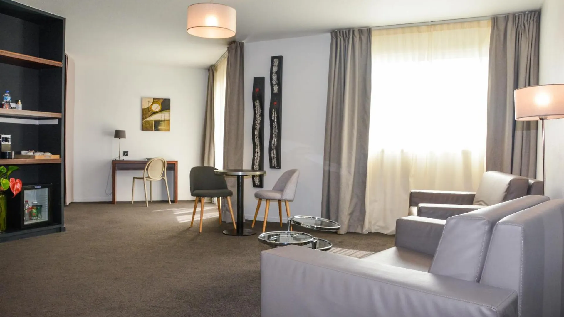 Best Western Plus La Marina Saint-Raphael  France