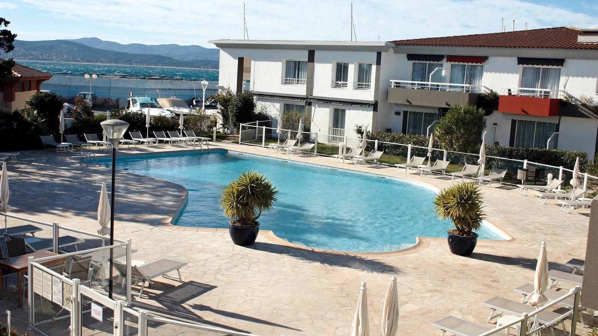 Hotel Best Western Plus La Marina Saint-Raphael
