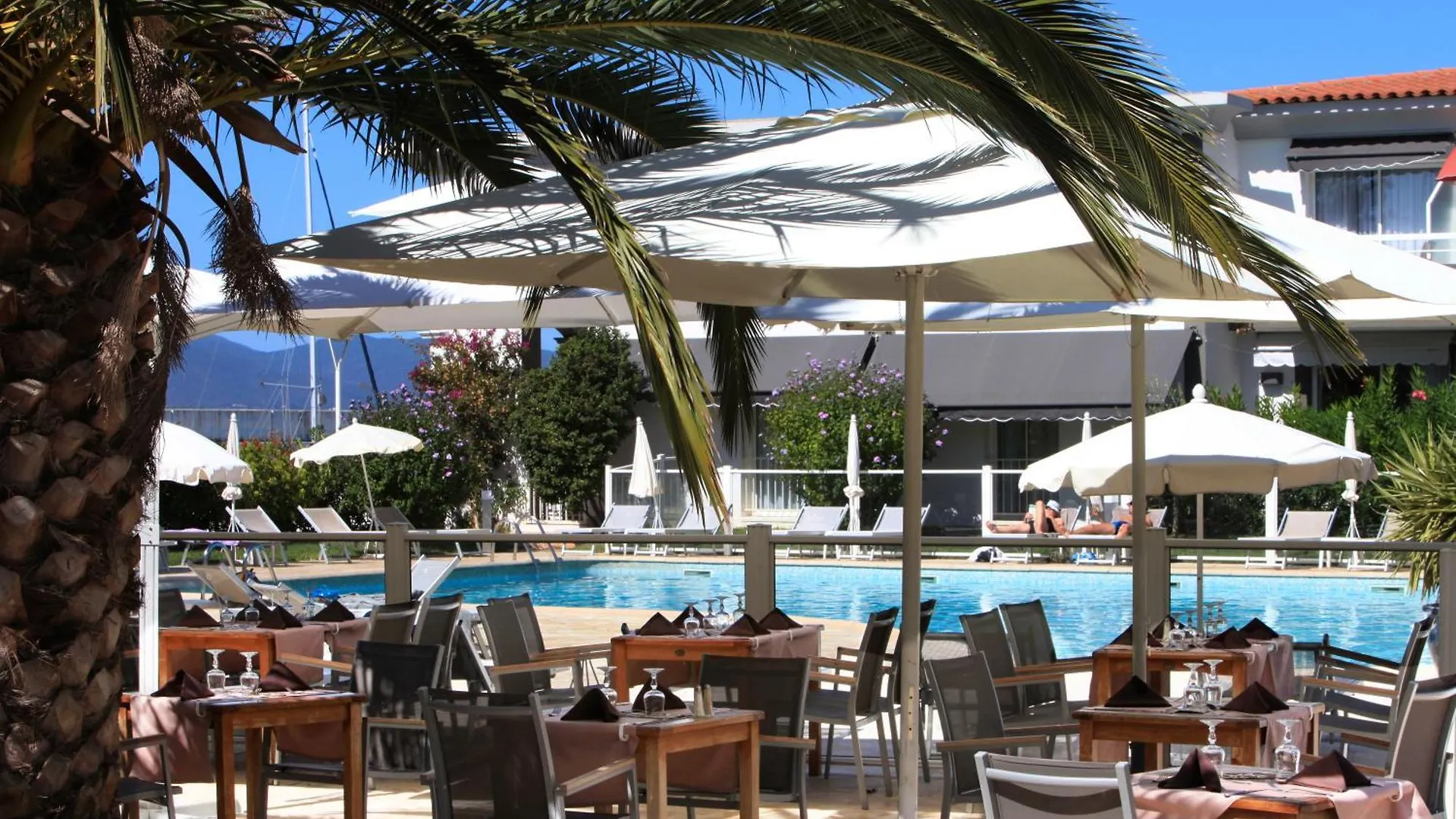 Hotel Best Western Plus La Marina Saint-Raphael