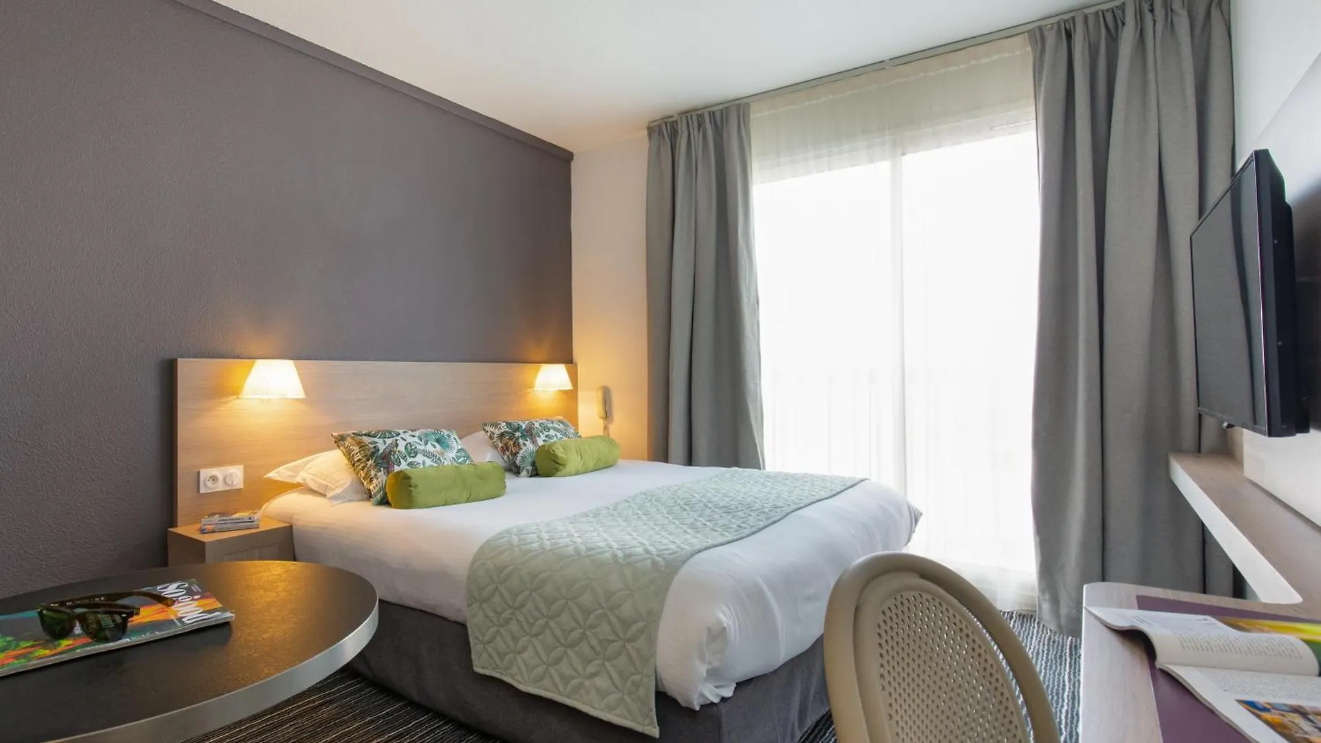 **** Hotel Best Western Plus La Marina Saint-Raphael  France