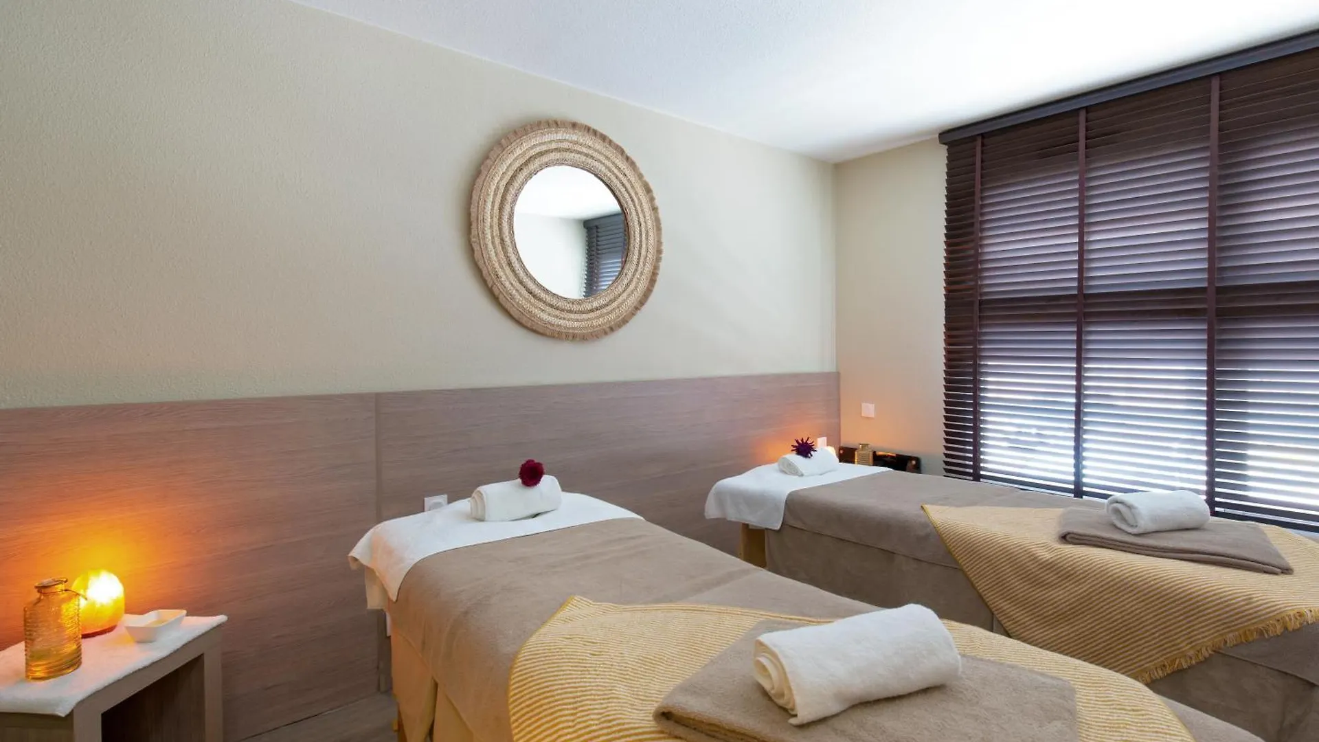 Best Western Plus La Marina Saint-Raphael  Saint-Raphael (Var)